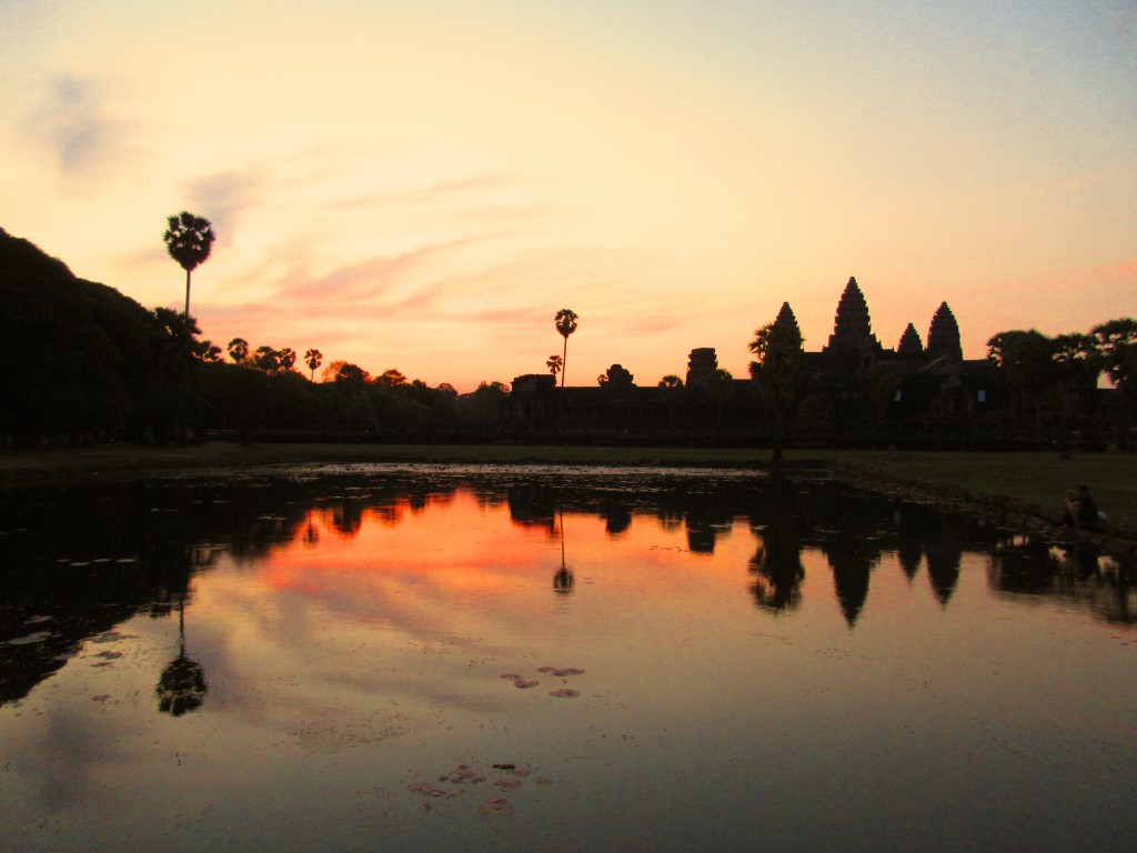 Angkor_Wat_SunRise3